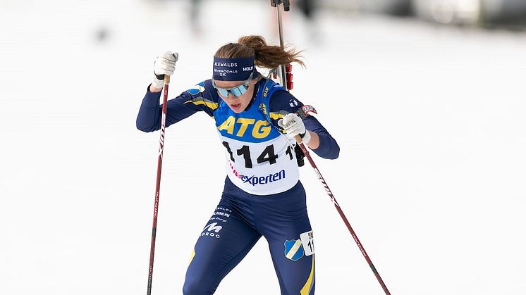 Garageportexperten ingår sponsoravtal med skidskytten och framtidshoppet Erika Österman