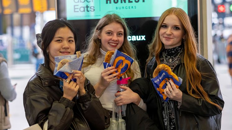 Customers at Brighton station enjoyed Auntie Anne's pretzels at the store's opening event