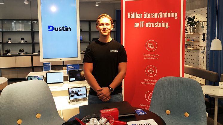 Värderingsman. Carl-Johan Stening på Inrego värderar de datorer, mobiler och andra IT-produkter som företag vill fasa ut.  