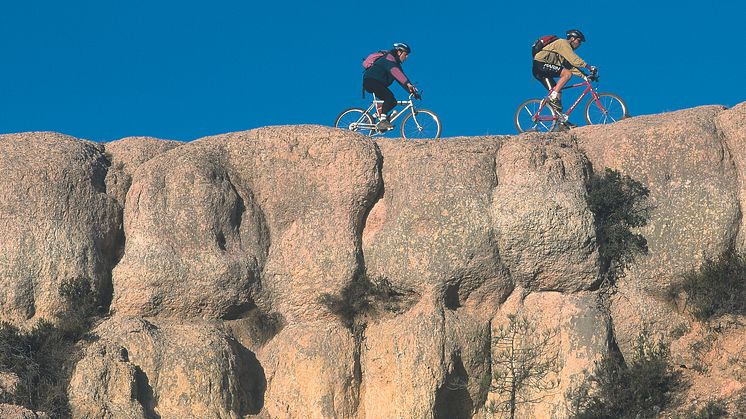 Katalonien - cykling, kultur, historia och medelhavsgastronomi