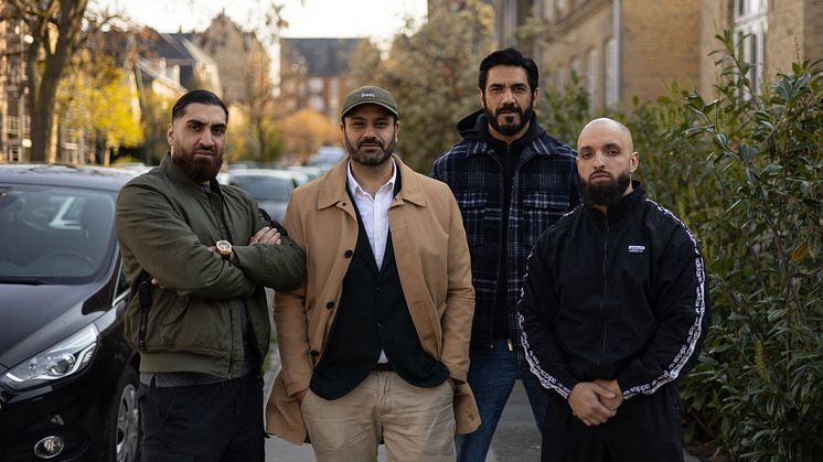 På foto fra venstre: Albert Arthur Amiryan som Saddam, producer Misam Avaz, Afshin Firouzi som Cairo og instruktør Jahfar Muataz. Foto: Anne Schwartz