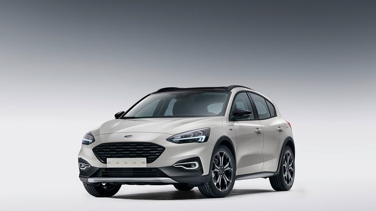 FORD_2018_FOCUS_ACTIVE_STUDIO_01