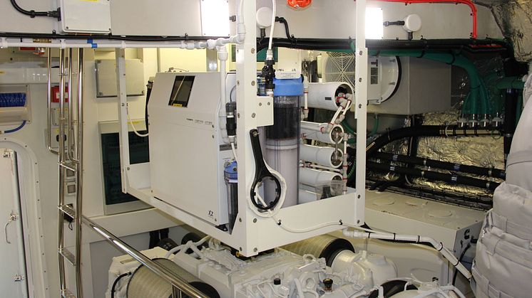 Hi-res image - Dometic - A Dometic XZ watermaker has been installed on a new Sunseeker 86 to produce ultra-pure water for spot-free cleaning of the black hull
