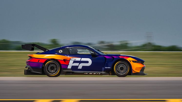 Ford Mustang GT3  2023 (28)