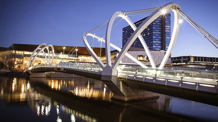 Pan Pacific Hotels Group opens its doors at Melbourne's South Wharf 