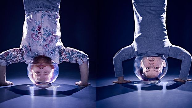Cirkus Cirkör kraschlandar på Stora Teatern