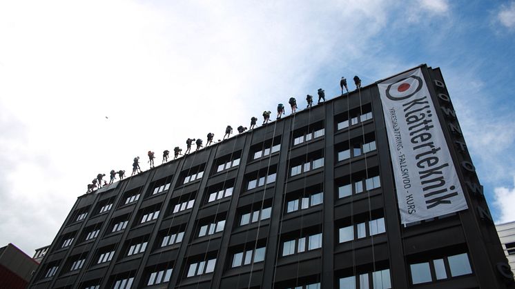 Deltagarna inväntar startsignalen. 
