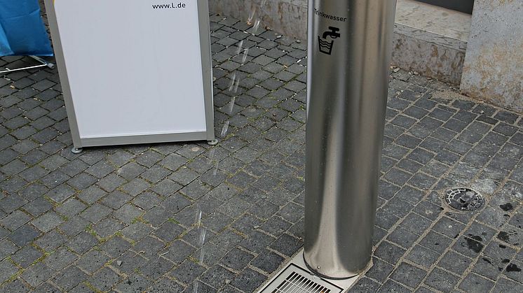 Trinkwasserbrunnen der Leipziger Wasserwerke vor der Tourist Information