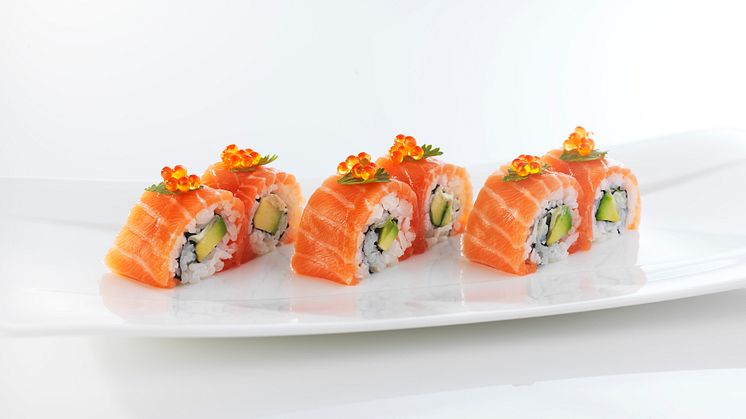 Italienernes restaurantvaner er i rask endring. Pizza og pasta er fortsatt populært, men nå spiser folk sushi og fusionmat med laks like ofte som pizza.