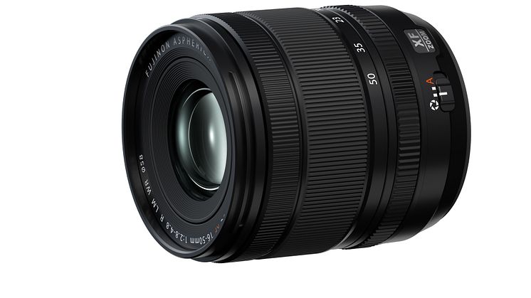 XF16-50mm_lens_side_leftDiagnal.jpg