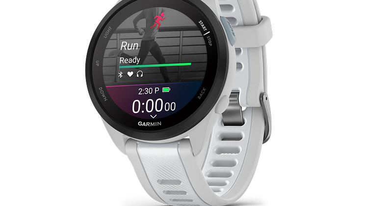 Garmin_Forerunner 165_Dunstgrau Steinweis (c) Garmin Deutschland GmbH