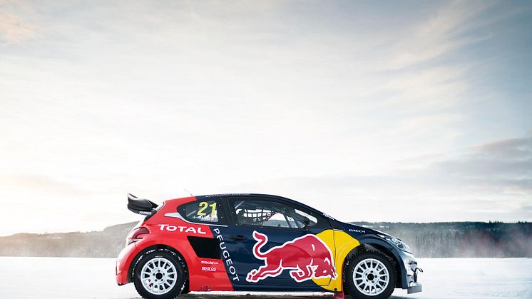 Världsmästarna Team Peugeot Hansen välkomnar Sebastien Loeb till 2016 års säsong