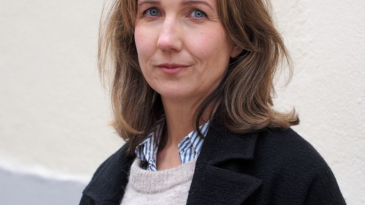 Nora Nilsson mottar Claes Fellbomstipendiet 2024.