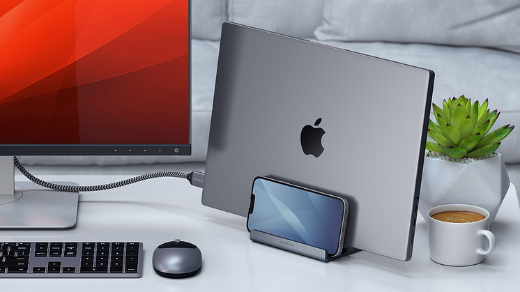 Satechi Dual Stand keeps your desktop organised.