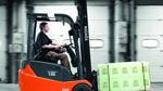 Toyota Material Handling lanserar den nya elektriska motviktstrucken Toyota Traigo 24