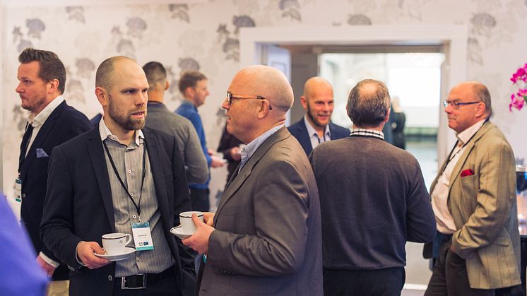 Mingling på LOS Energy Day