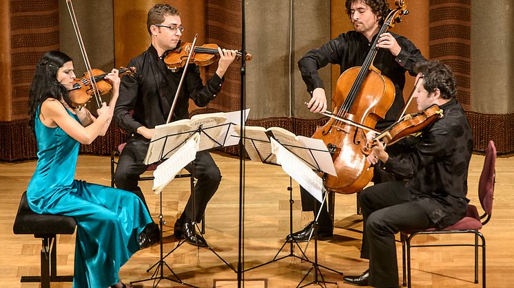 Beethovenfinal och tidstrogna filharmoniker