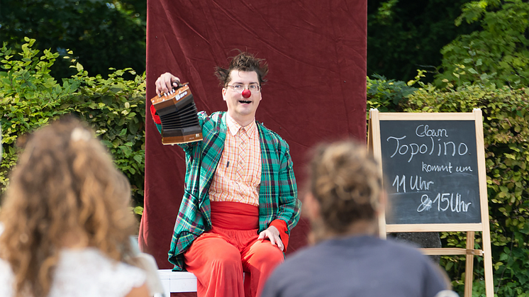 Clown Topolino beim Campus-Fest im Goetheanum-Gartenpark am 12. September 2021 (Foto: Xue Li)