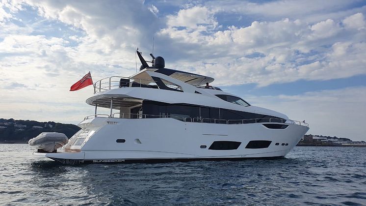 The Sunseeker 95 Yacht is magnificent with all the practical advantages of a yacht of this size but with a serious Superyacht feel. 