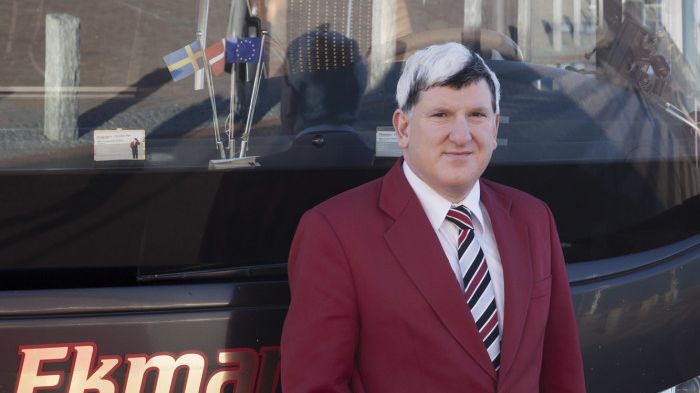 Entreprenören Johan Ekman köper tillbaka EkmanBuss Flexibussitet från Strömma Turism & Sjöfart
