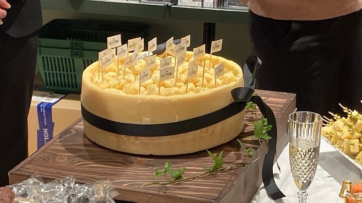 429119401_893751959158928_3627105517432821293_n