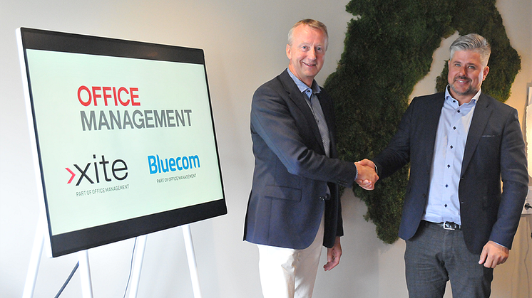 Peter Uddfors, VD Office Management och Robert Sjöholm, VD Bluecom