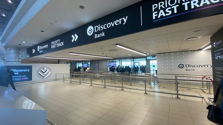 Discovery Bank Black and Purple cardholders can now enjoy faster security clearance with the Discovery Bank Priority Fast Track at OR Tambo International Airport and Cape Town International Airport domestic departure hall