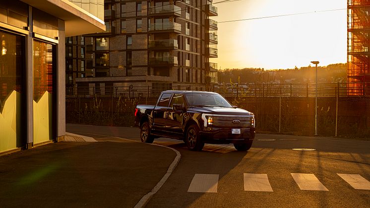 Ford F-150 Lightning 2024 (2).jpg