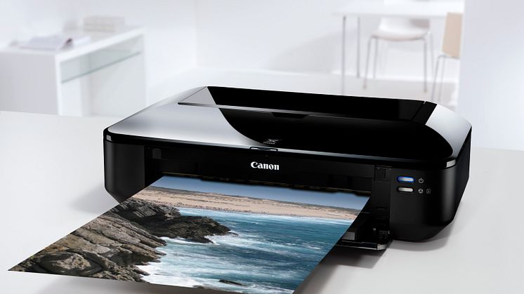 Kompakt, elegant och flexibel – Canon presenterar nya PIXMA iX6550