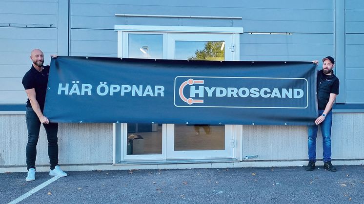 På bilden från vänster: regionchef Torbjörn Wulcan och servicechef Tobias Rydell