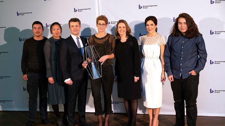 Foreningen Grønlandske Børn modtog Kronprinsparrets Sociale Pris 2018. Prisen blev modtaget af generalsekretær Puk Draiby og bestyrelsesmedlem Heidi Lindholm.