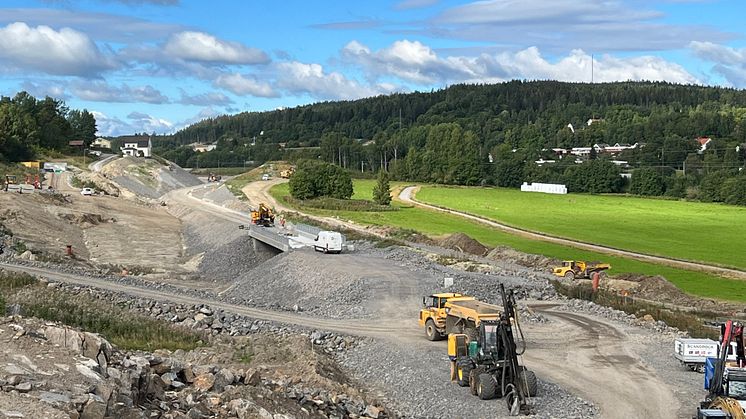 I Sundsvall byggs ett nytt järnvägsspår som ska koppla ihop Ådalsbanan med Tunadalsspåret. Syftet är att göra transporter till och från Sundsvalls hamn enklare och mer tidseffektiva. Bild: Mats Svensson