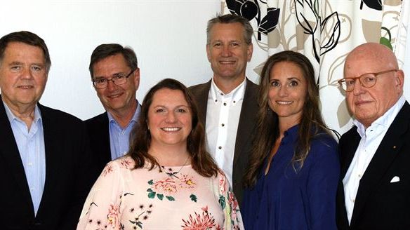 Från vänster: Claes Holmberg, Roy Jonebrant, Klementina Österberg, Fredrik Gellerstedt, Petra Apell och Carl-Magnus Kindal.