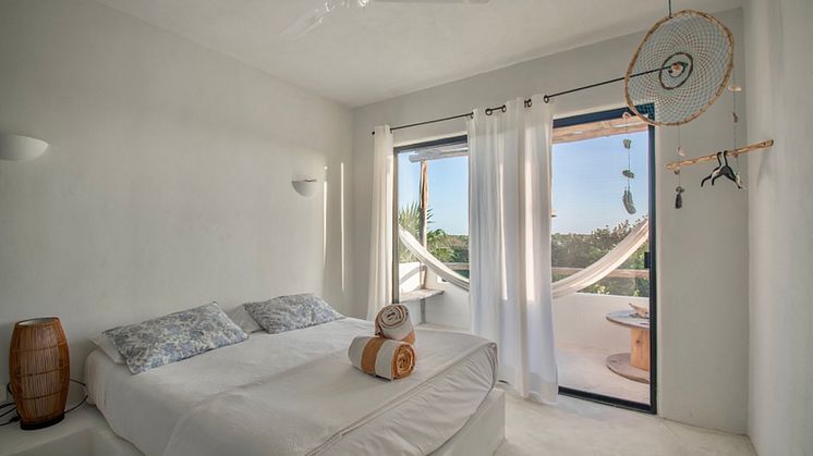 room-balcony-lunarena-boutique-beach-hotel-el-cuyo-mexico