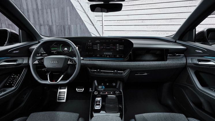 Audi Q6 e-tron (interiør med skærmeksempel)