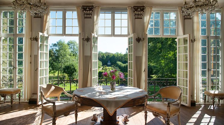 Säsongen på Julita gård och trädgårdar bjuder på trädgårdsevenemang och aktiviteter för barnfamiljer. Foto: Peter Segemark, Nordiska museet.
