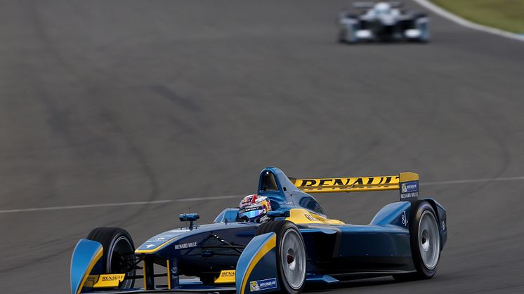  RENAULT INLEDER NY ERA INOM MOTORSPORTEN 