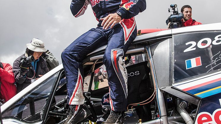 Seger för Peugeot med Sébastien Loeb i 208 T16 Pikes Peak
