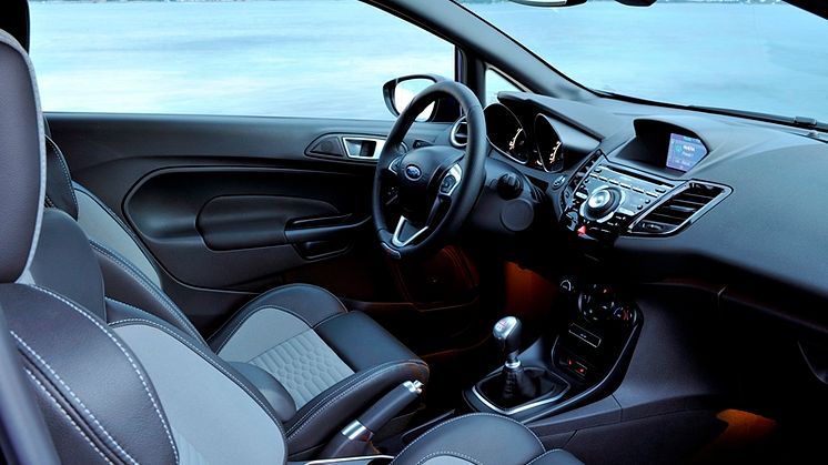 A Ford Fiesta ST ezentúl ötajtós karosszériával is kapható; a még praktikusabb autó változatlanul kategória első teljesítményt kínál