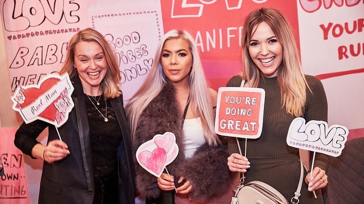 Mamas Malin Lundberg Aguilera, norska influenserna Ann-Elin Stadgeland och Monica Nyhus.
