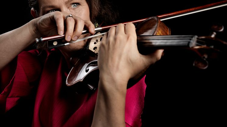 Malin Broman, violin.jpg