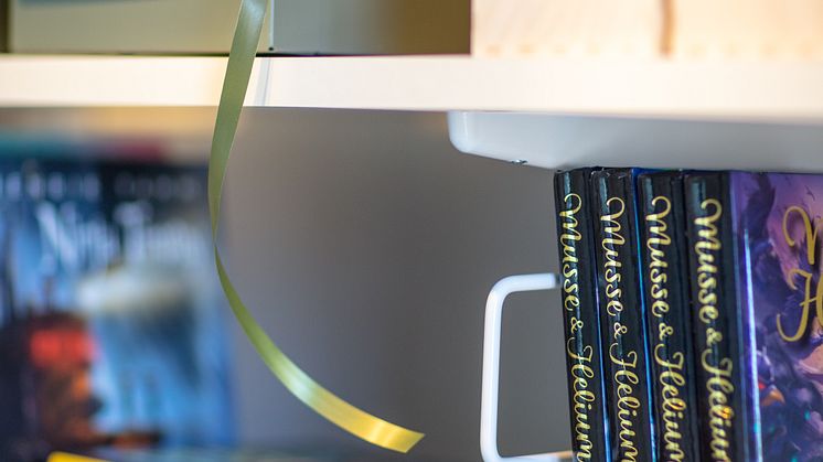 Elfa_Bookshelves_Interior_Shelving_system_2022_03_2430