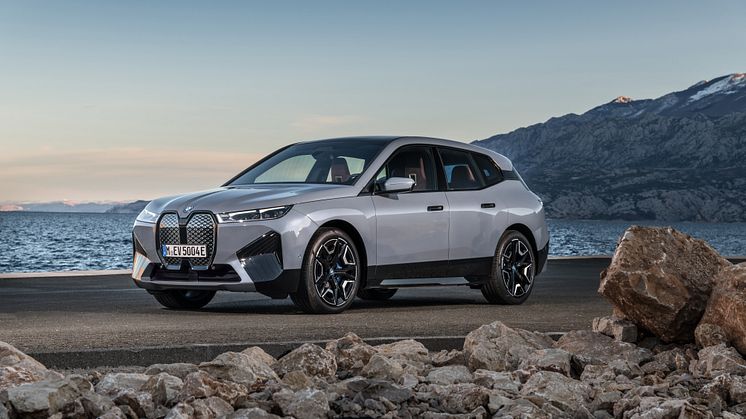 BMW iX: Det nye teknologiske flagskib