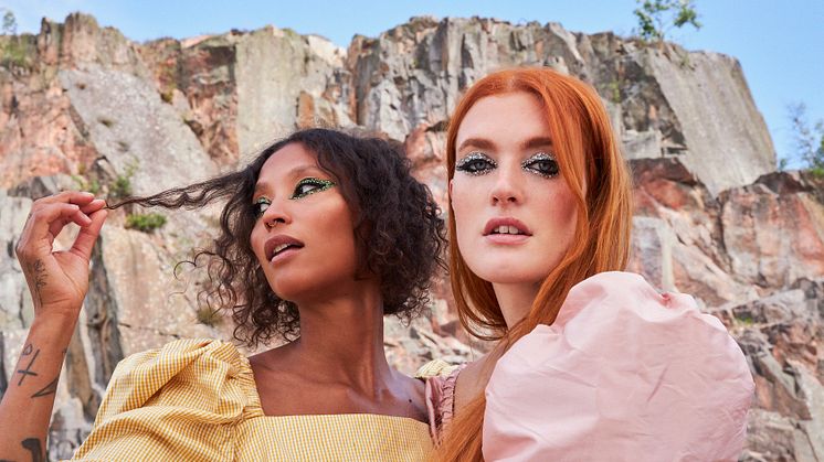 Under Hx-festivalen gör Icona Pop en spelning som livesänds via webben. Foto: pressbild