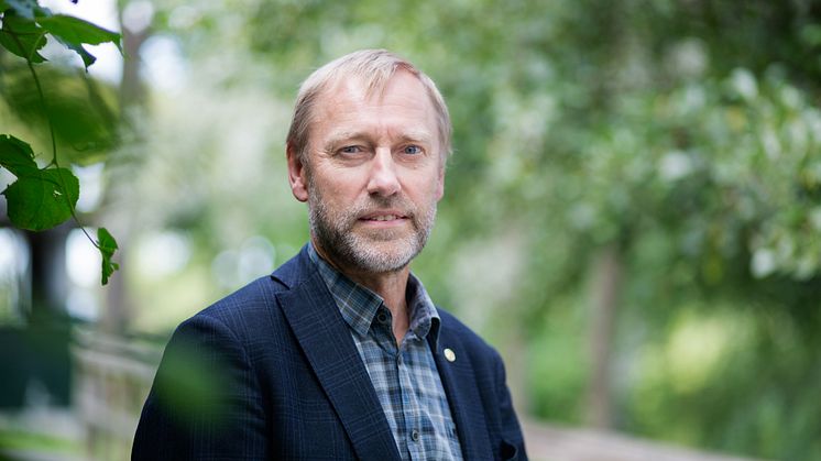 Riksdagens miljö- och jordbruksutskott vill se en omedelbar förändring av artskyddsdirektivet. Något LRF ser positivt på.