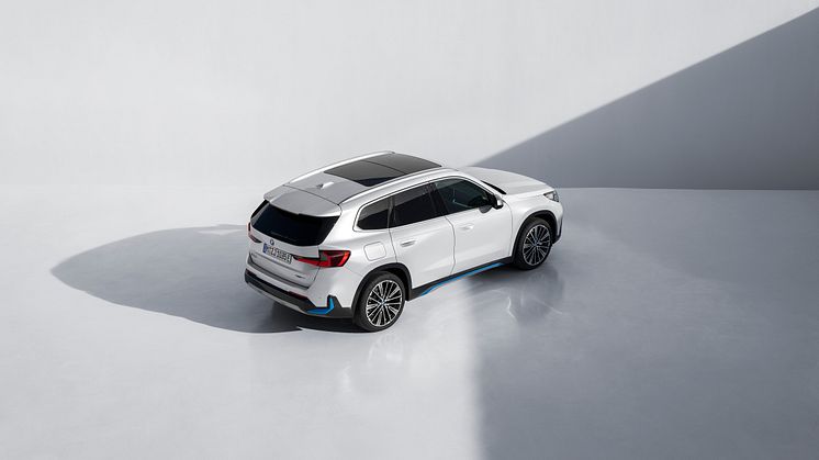 BMW iX1 xDrive30