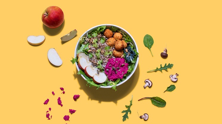 Gyllene veganbollar och gamla grödor bland höstens salladsnyheter