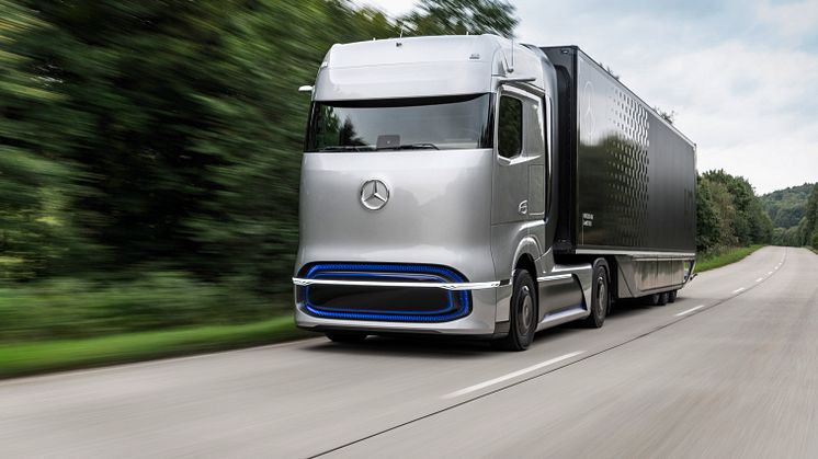 Mercedes-Benz Trucks slog sig fast som markedets tredjestørste i 2020