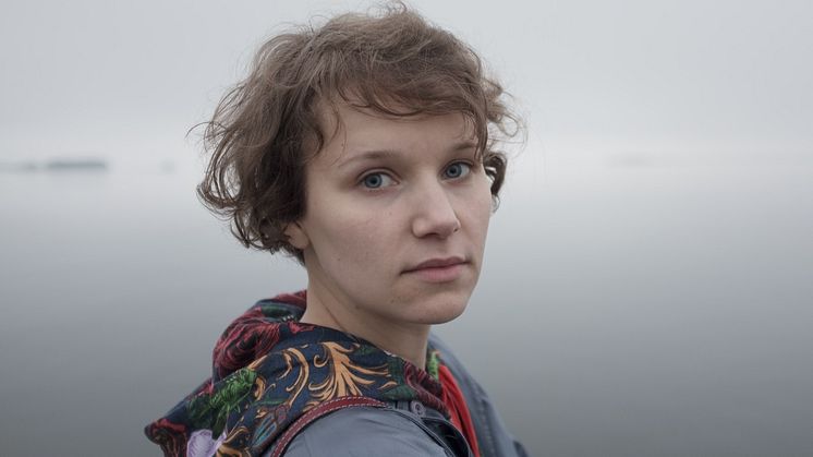 Kritikerrosade Iiris Viljanen åker på sommarturné