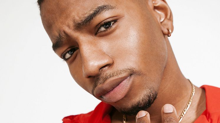 Hiphop-artisten Jireel avslutar hela Sommarlund på söndag 13 augusti kl. 19.30 på vita scenen i Stadsparken.